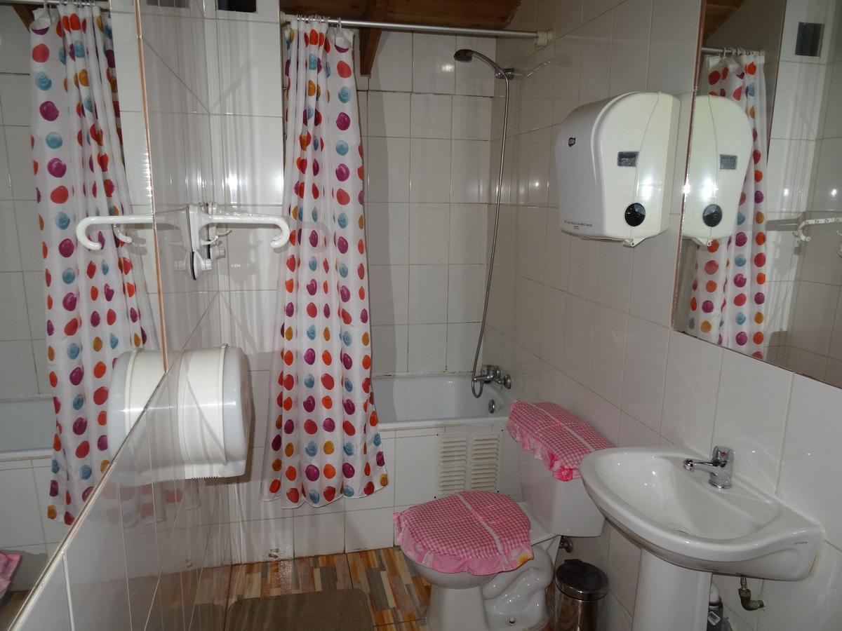 Hostal Maitahue Pucón Esterno foto